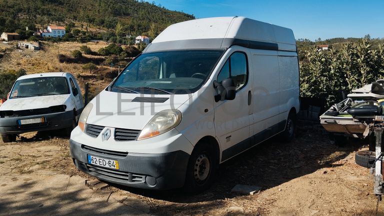 Fotografia de veículo: Renault Trafic · Ano 2007