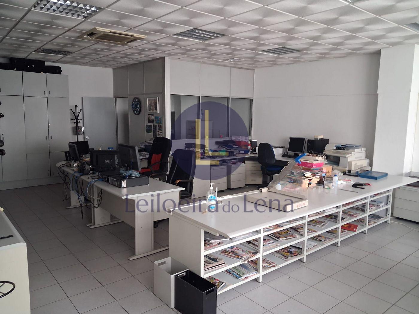 Lote de Equipamento/ mobiliário escritório e equipamento informático (Proc 1202/26.5T8BRR)