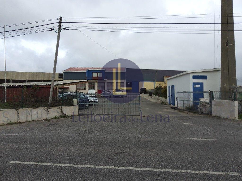Fotografia de imóvel: Armazém 1200m2 - Terreno com 7.969m2 - ZI Tocadelo