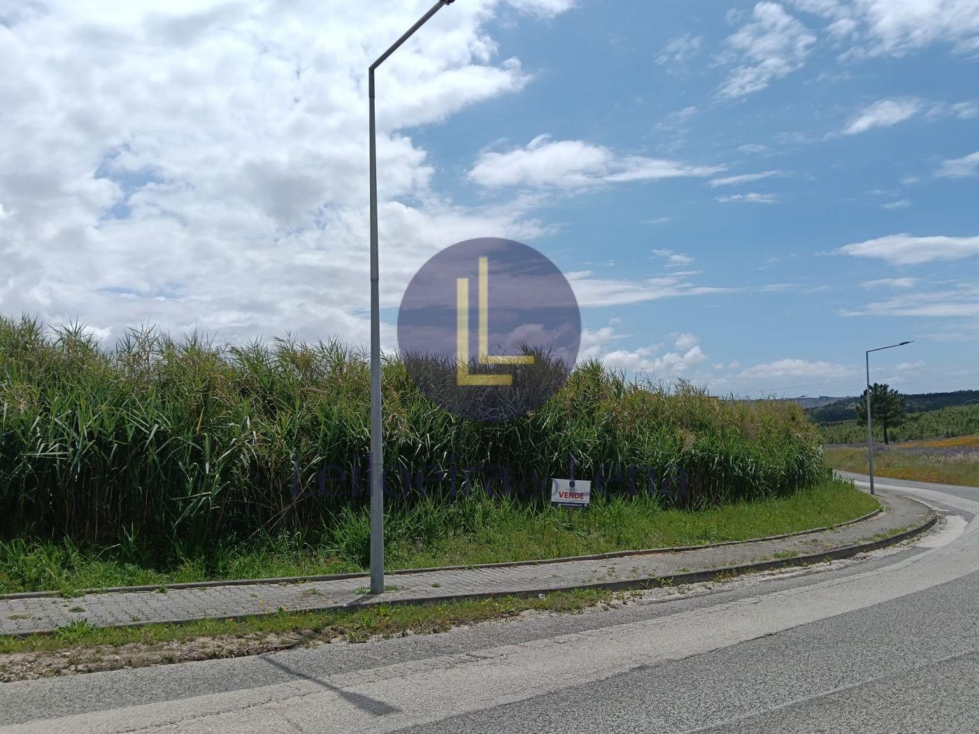 Fotografia de imóvel: Lote para construção Vale Vite - Vimeiro - Lourinhã (Proc 700/11.0TBLNH)