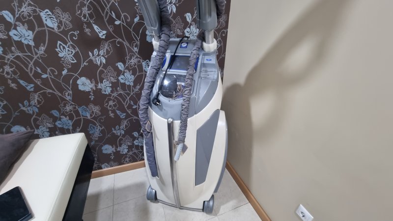 Máq. de lipoaspiração | Luz Pulsada Intensa