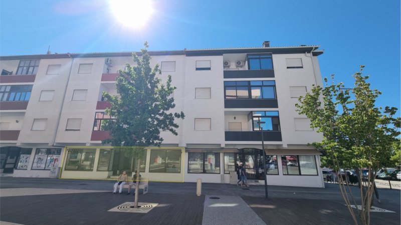 Fotografia de imóvel: Loja - (c/207,35m²) – Valpaços / Vila Real