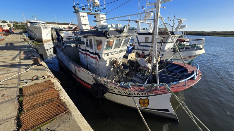 Fotografia de veículos: Embarcação de Pesca-Costeira