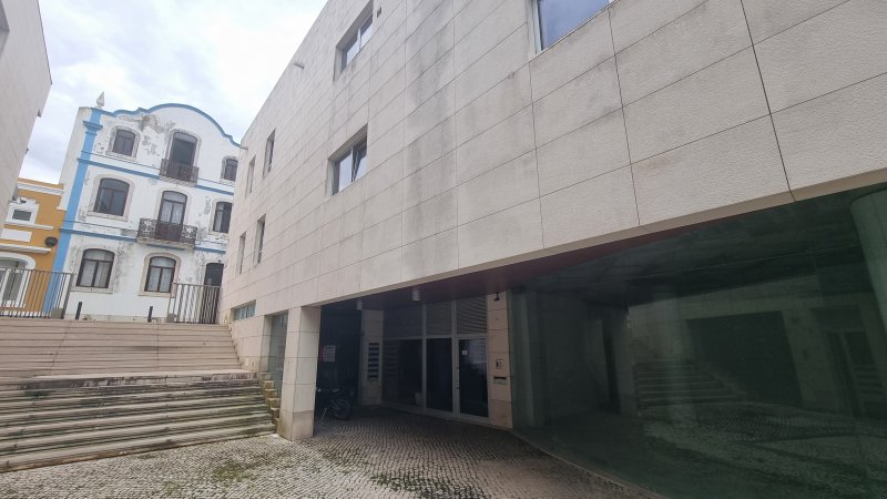 Fotografia de imóvel: Loja nº14 - (c/ 48,00m²) – São Julião / Figueira da Foz