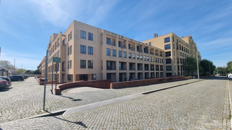 Fotografia de imóvel: Garagem “EG” - (c/ 26,00m²) – Paranhos / Porto