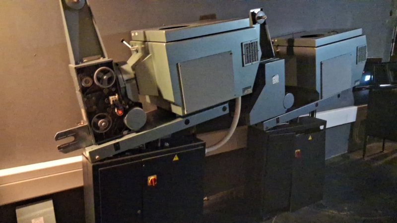 Equipamentos Cinematográficos - “Barra Shopping BARREIRO”