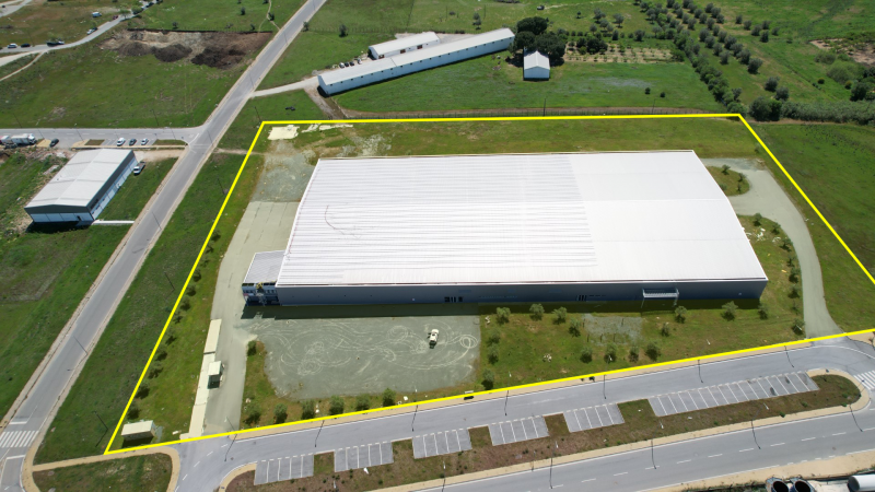 Fotografia de imóvel: Armazém - (c/ 25.116,78m²) - Beja