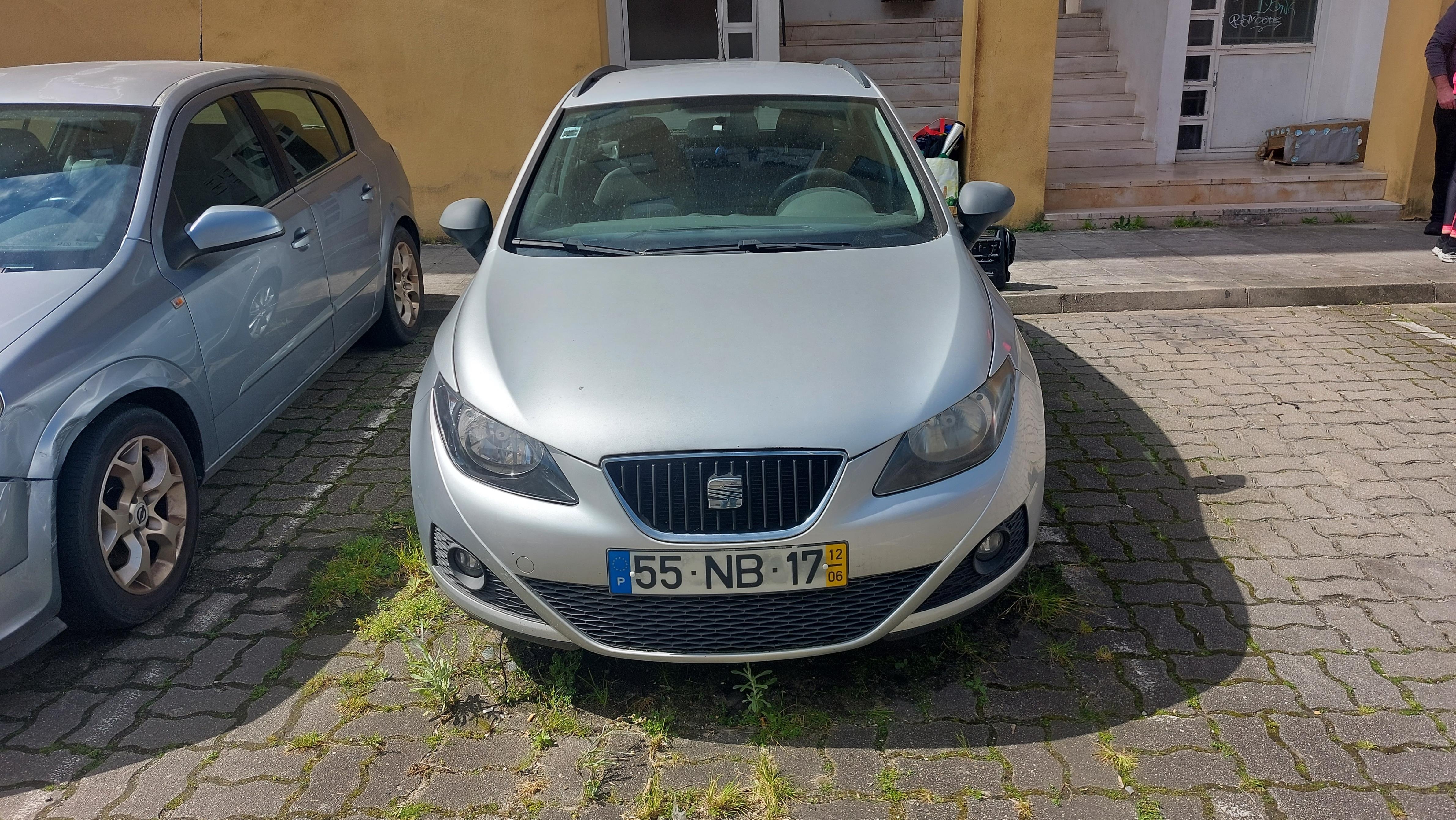 Fotografia de veículo: SEAT IBIZA ST, 6J8 Diesel Carrinha - ano 2012 - VALOR BASE: 4270.99€