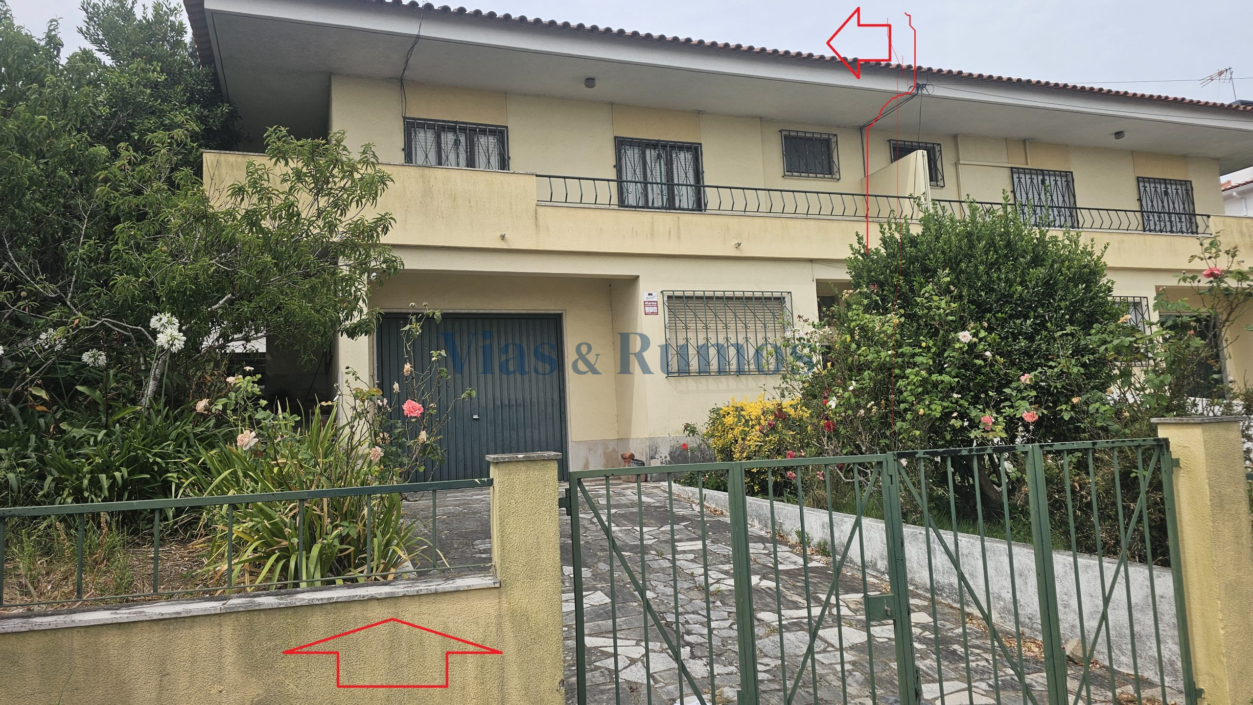 Quinhão hereditário - casa e terrenos