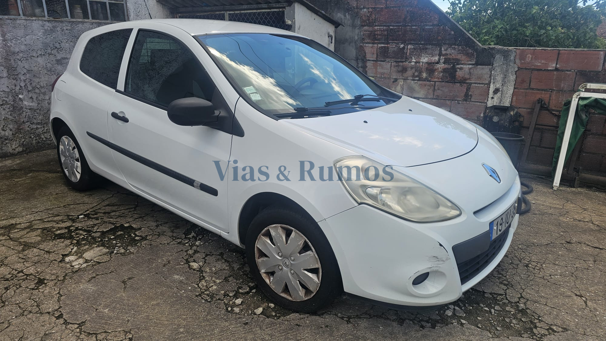 Fotografia de veículo: Renault Clio