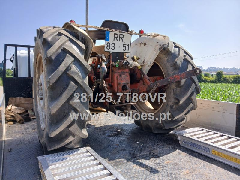 Fotografia de veículo: Trator agrícola, marca David Brown, matrícula RR-83-51