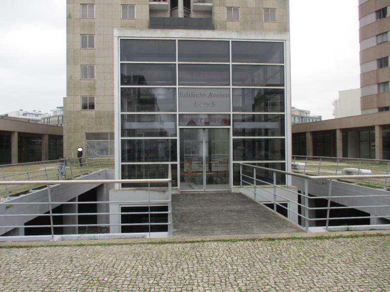 Fotografia de imóvel: 7/10 LOJA COMERCIO SITA EM ZONA COMERCIAL - AVEIRO