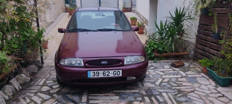Fotografia de veículo: Veículo automóvel ligeiro de passageiros - FORD FIESTA