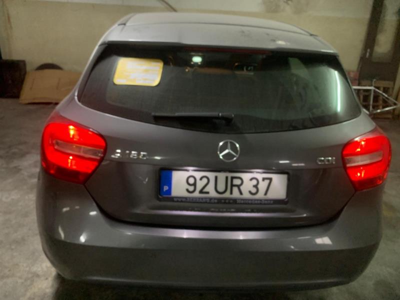 Fotografia de veículo: Veículo Ligeiro de passageiros de marca MERCEDES-BENZ