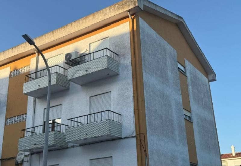 Fração autónoma Letra E, situada em São João Baptista, Beja