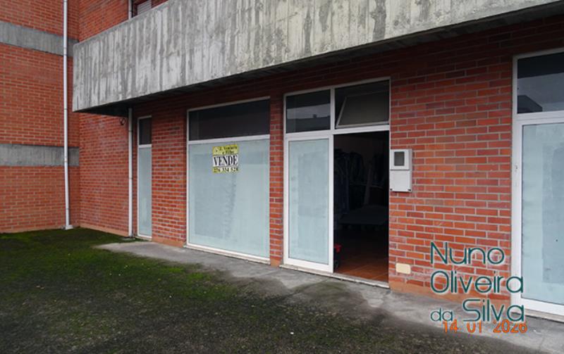 Loja em Chaves - V56