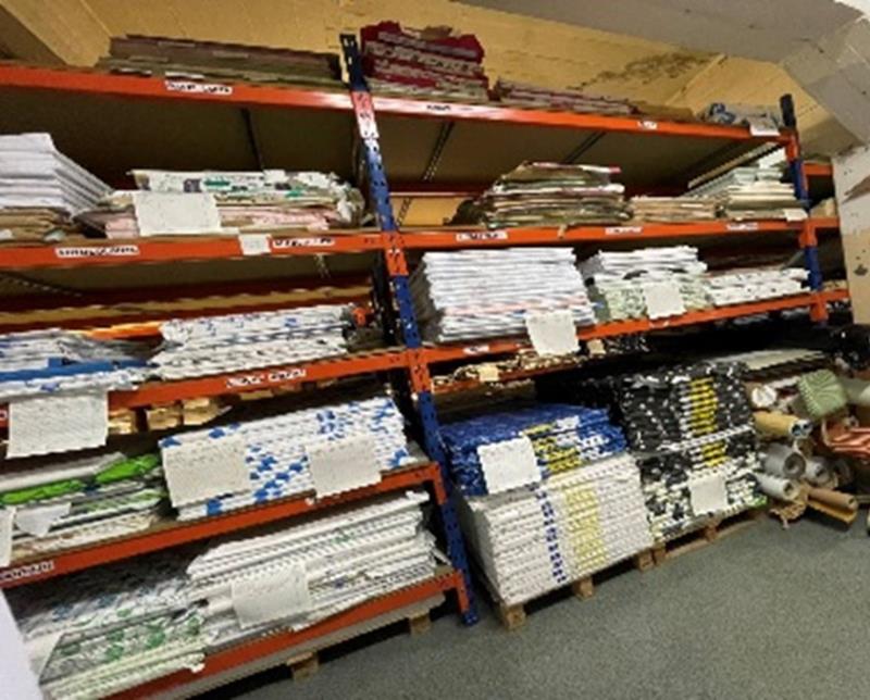 Fotografia de direito: Matérias-primas - Papel, tintas, acessórios (e outras) para Indústria Gráfica