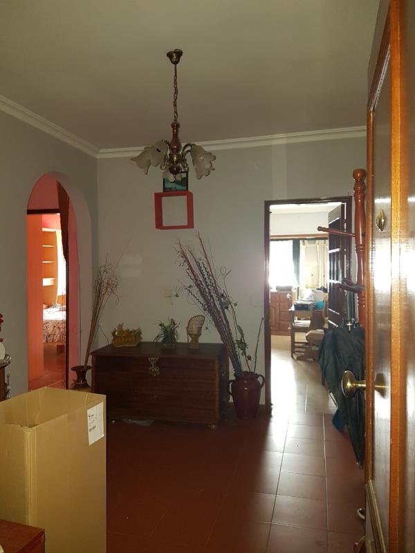 Fotografia de imóvel: 1/2 de imóvel destinado a habitação
