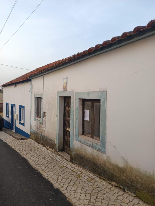 Fotografia de imóvel: Prédio urbano em Painho