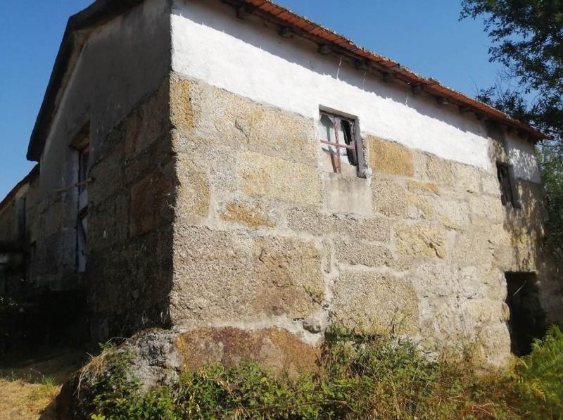 Fotografia de imóvel: PRÉDIO MISTO COM 8 HECTARES E CAVALARIÇAS, QUINTA DE MAGÃES - MARCO DE CANAVESES