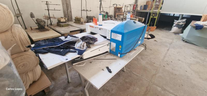 Fotografia de equipamento: Diversos equipamentos de fábrica têxtil