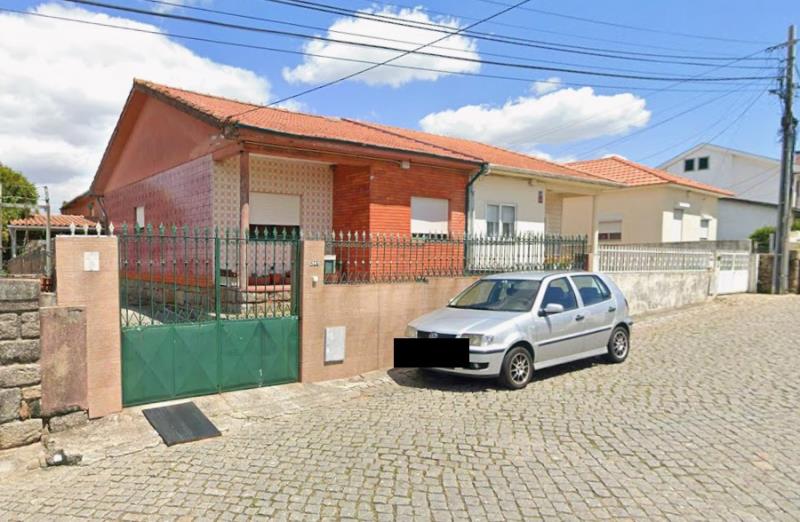 Fotografia de imóvel: Moradia T5 sita em Gulpilhares - Vila Nova de Gaia