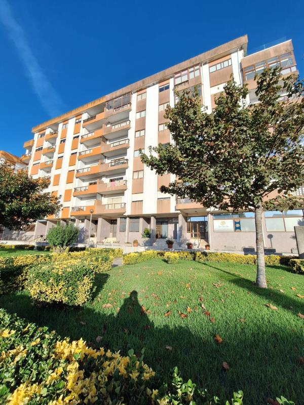 Fotografia de imóvel: Apartamento T2, freguesia e concelho de Póvoa do Varzim