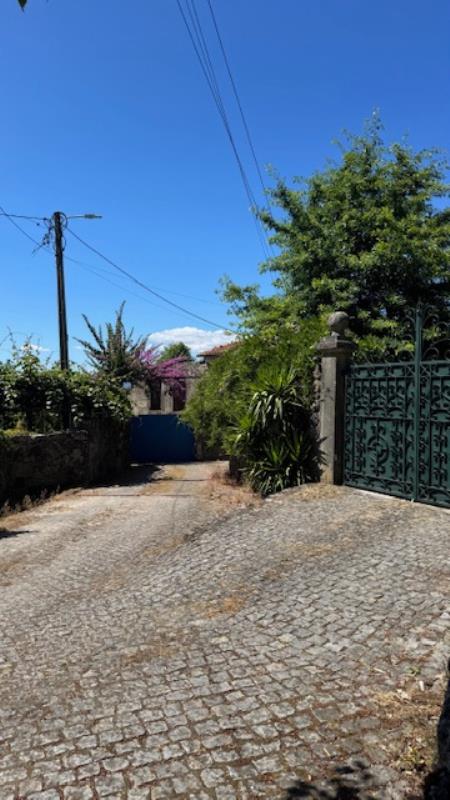 Fotografia de imóvel: 1/3 de Prédio Urbano em Braga