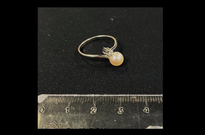 Fotografia de equipamento: Peça de Ouro/Relojoaria - Lisboa (V.6 - Cautela 35 - V. 6.35.5)