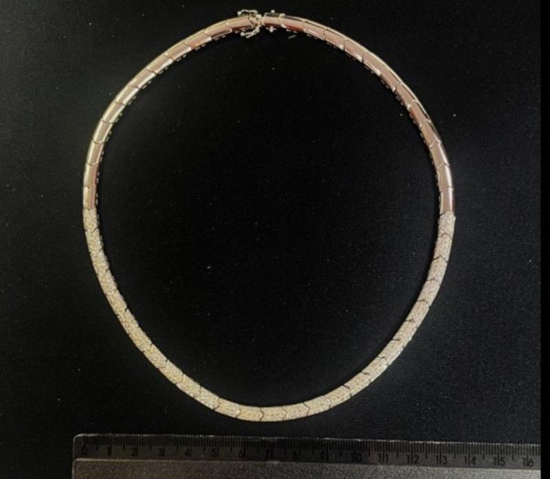 Fotografia de equipamento: Peça de Ouro/Relojoaria - Lisboa (V.6 - Cautela 36 - V. 6.36.1)