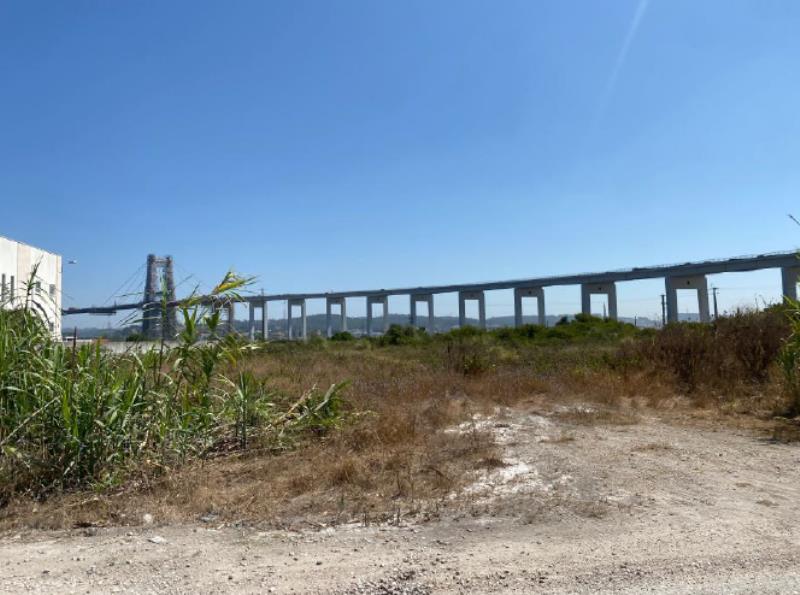 Fotografia de imóvel: Verba 4 - Prédio urbano destinado a construção urbana