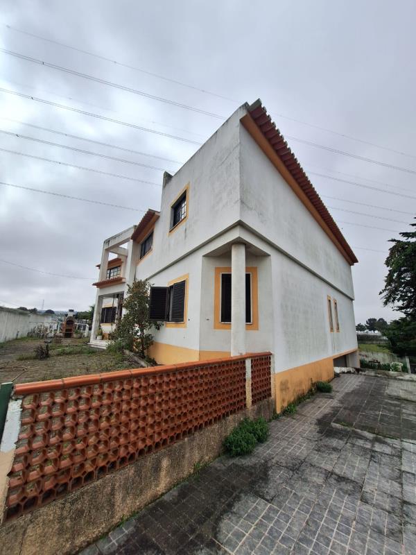 Fotografia de imóvel: Moradia com logradouro em Palmela