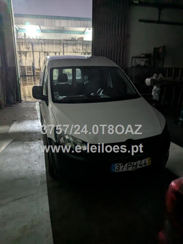 Volkswagen CADDY (2KN), matrícula 37-PH-44