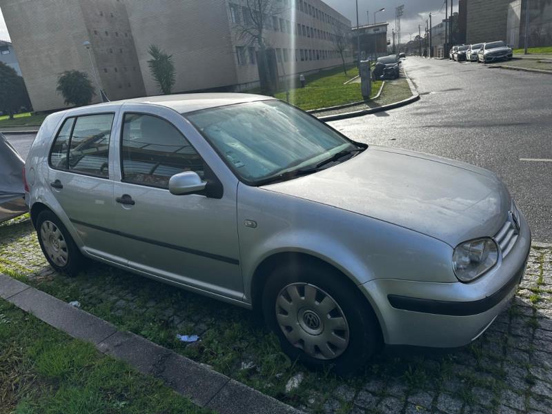 Fotografia de veículo: Veículo automóvel, marca Volkswagen