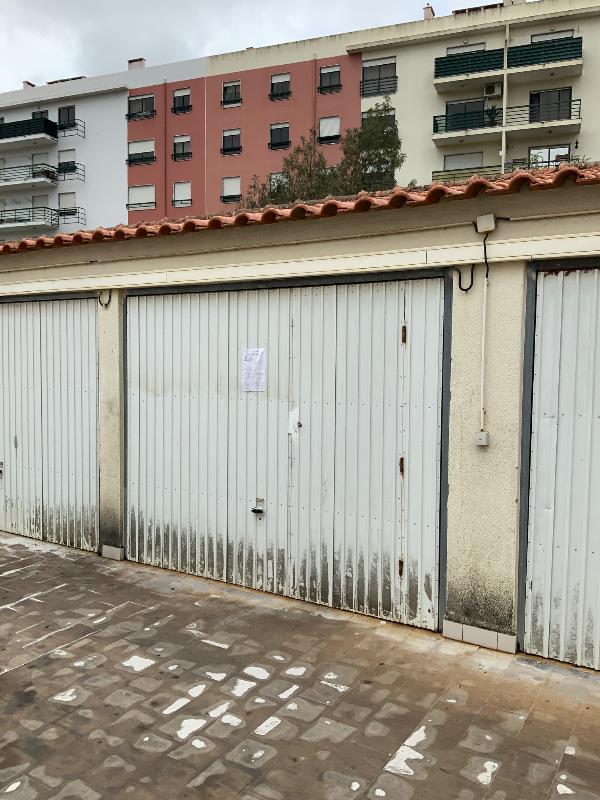Fotografia de imóvel: GARAGEM EM MEM MARTINS
