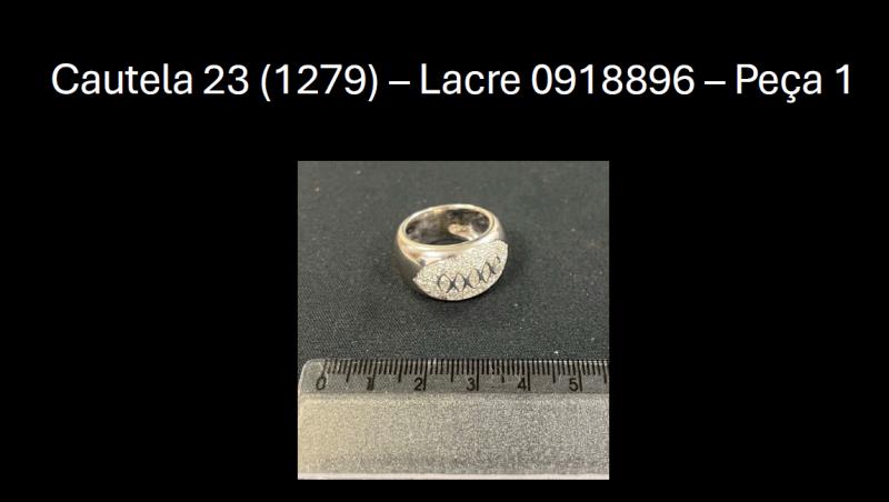 Fotografia de equipamento: Peças de Ouro e Relojoaria - Lisboa (V.6 - Cautela 23 - V. 6.23.1)