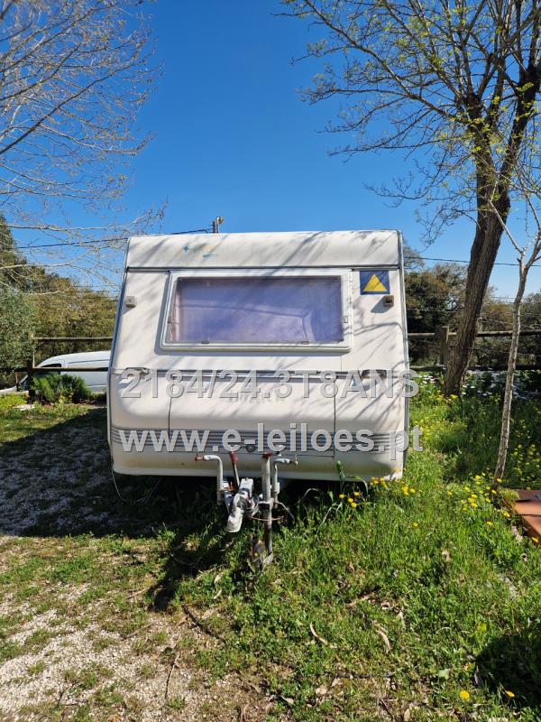 Caravana para campismo, marca VIMARA,