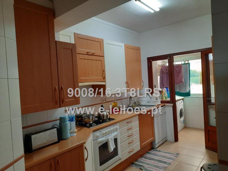 Apartamento zona Encarnação/Olivais/Lisboa
