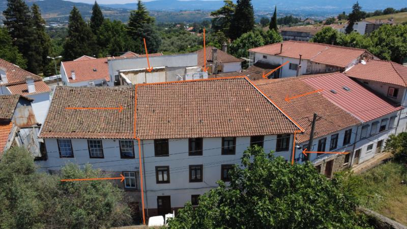 Fotografia de imóvel: Prédio em propriedade total (c/3pisos) - Tortosendo
