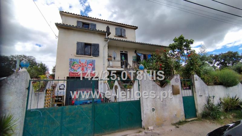 Moradia sita em Nisa - Portalegre