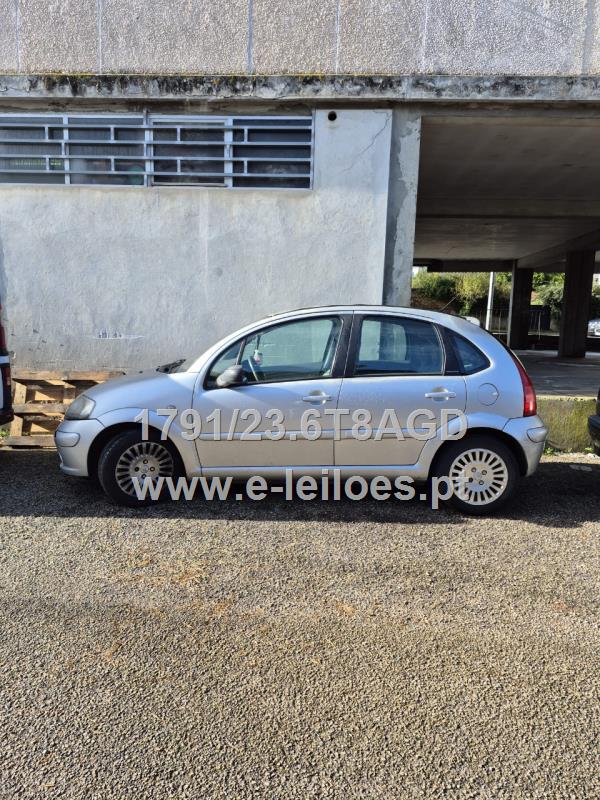 Veiculo Ligeiro de Passageiros