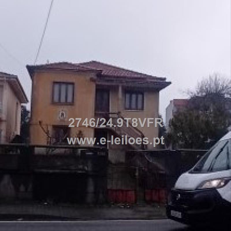 Lote de 2 Prédios Urbanos em Lourosa