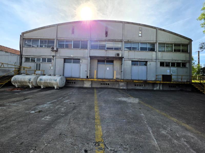 Fotografia de imóvel: Armazém com 240 m2 em Ansião