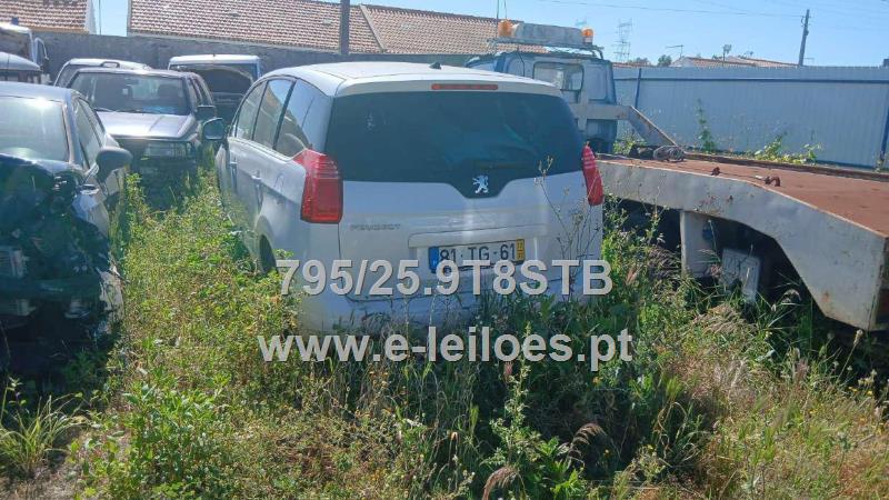 Veículo automóvel