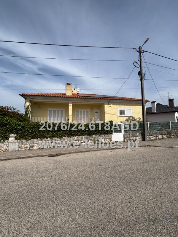 Moradia em Barcouço