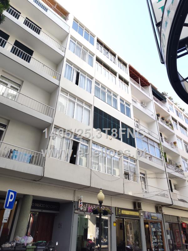 Apartamento sito no Funchal - Madeira