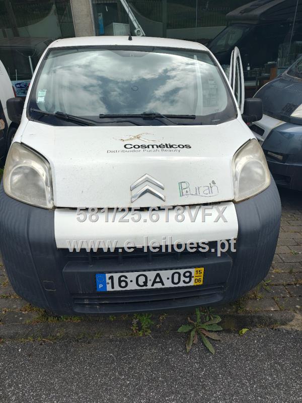 Viatura Citroen Nemo matricula 16-QA-09 ano de 2015