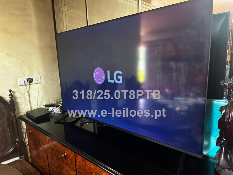 Televisor LCD