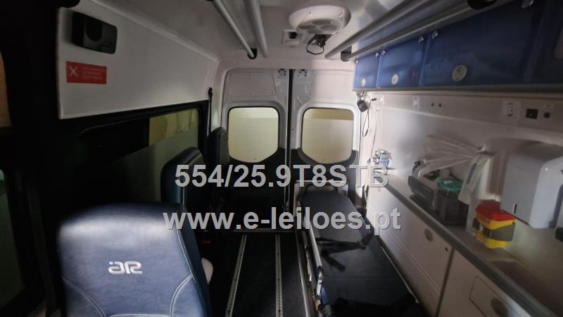 Veículo Ligeiro - Ambulância - Mercedes-Benz (AT-76-JZ) - V.27