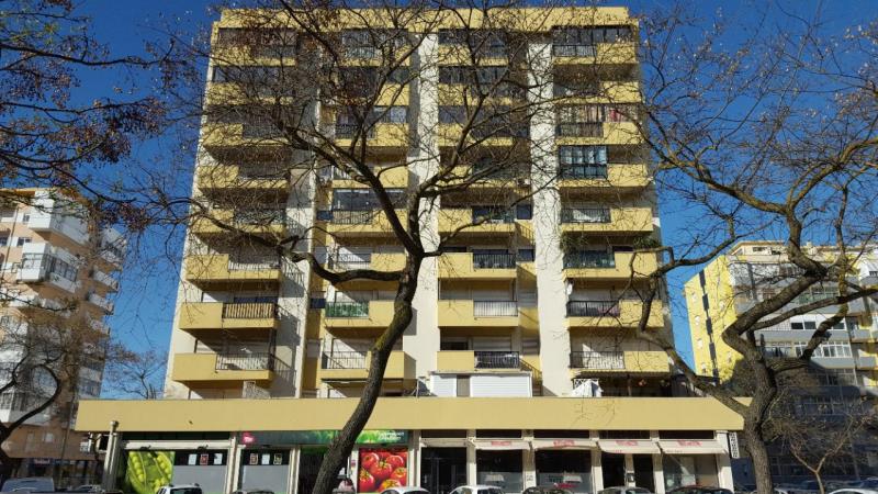 Fotografia de imóvel: * APARTAMENTO T-3 NA COSTA DA CAPARICA - ALMADA*